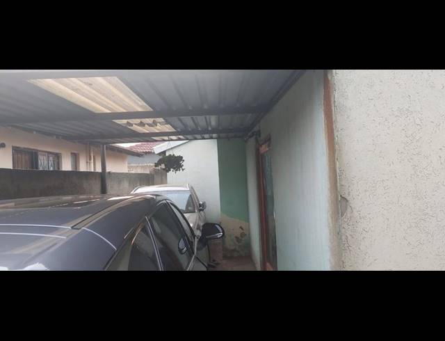 3 BEDROOM HOUSE FOR SALE IN PIMVILLE ZONE 6